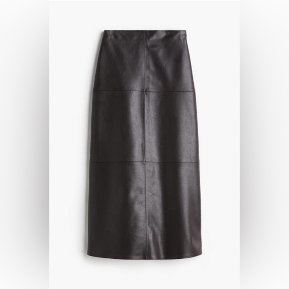 H&M Coated Skirt / Dark Brown / Size 6